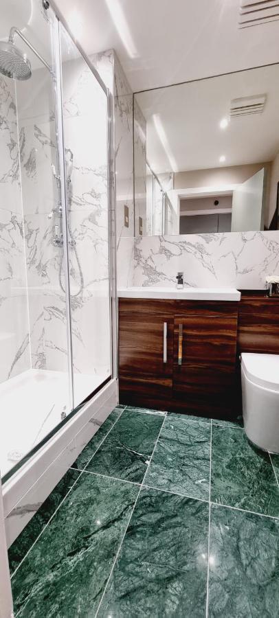 Double King Suite, Canary Wharf Waterfront * Londres